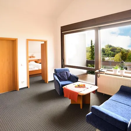 酒店 Boutique-hotel Im Weingarten 3*