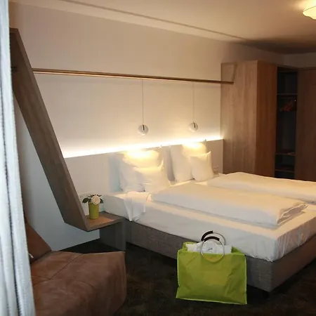 Boutique-hotel Im Weingarten 酒店 穆尔海姆