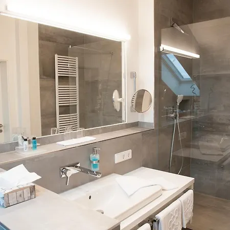 Boutique-hotel Im Weingarten 穆尔海姆