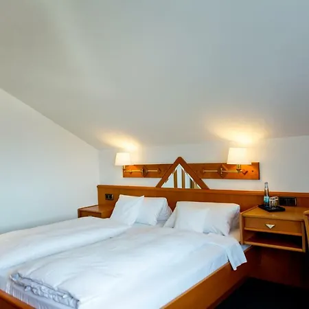 酒店 Boutique-hotel Im Weingarten 穆尔海姆